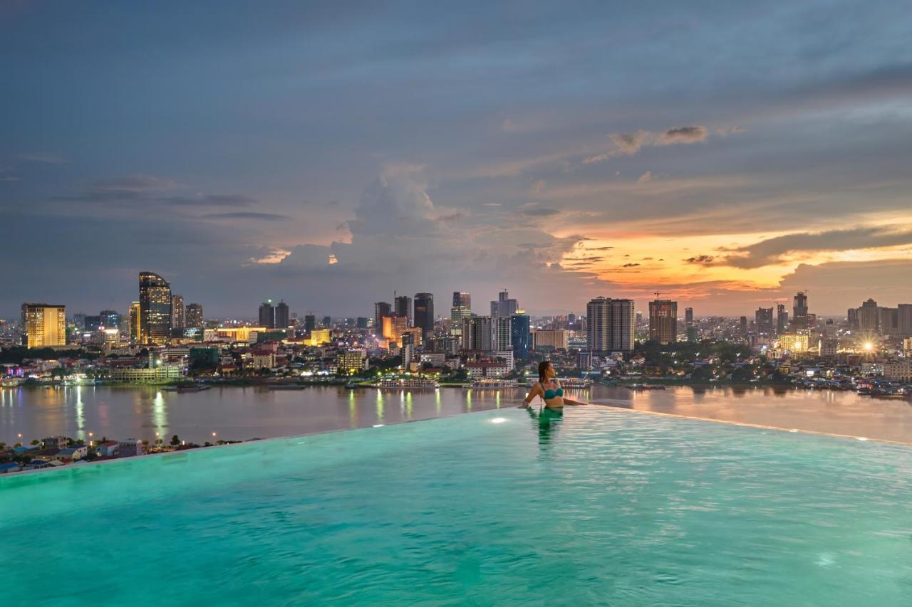 Hotel The Peninsula Phnom Penh Esterno foto